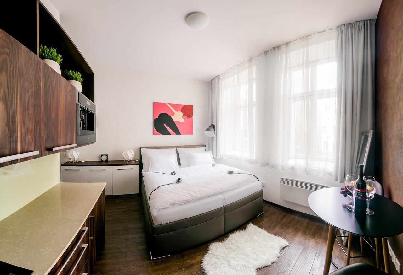 Fifty Shades Of Gray Studio, City Center Hradec Králové エクステリア 写真