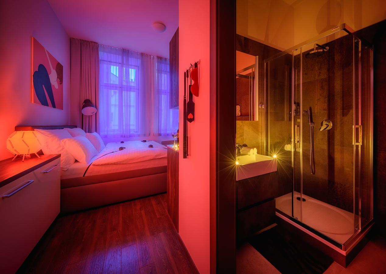 Fifty Shades Of Gray Studio, City Center Hradec Králové エクステリア 写真